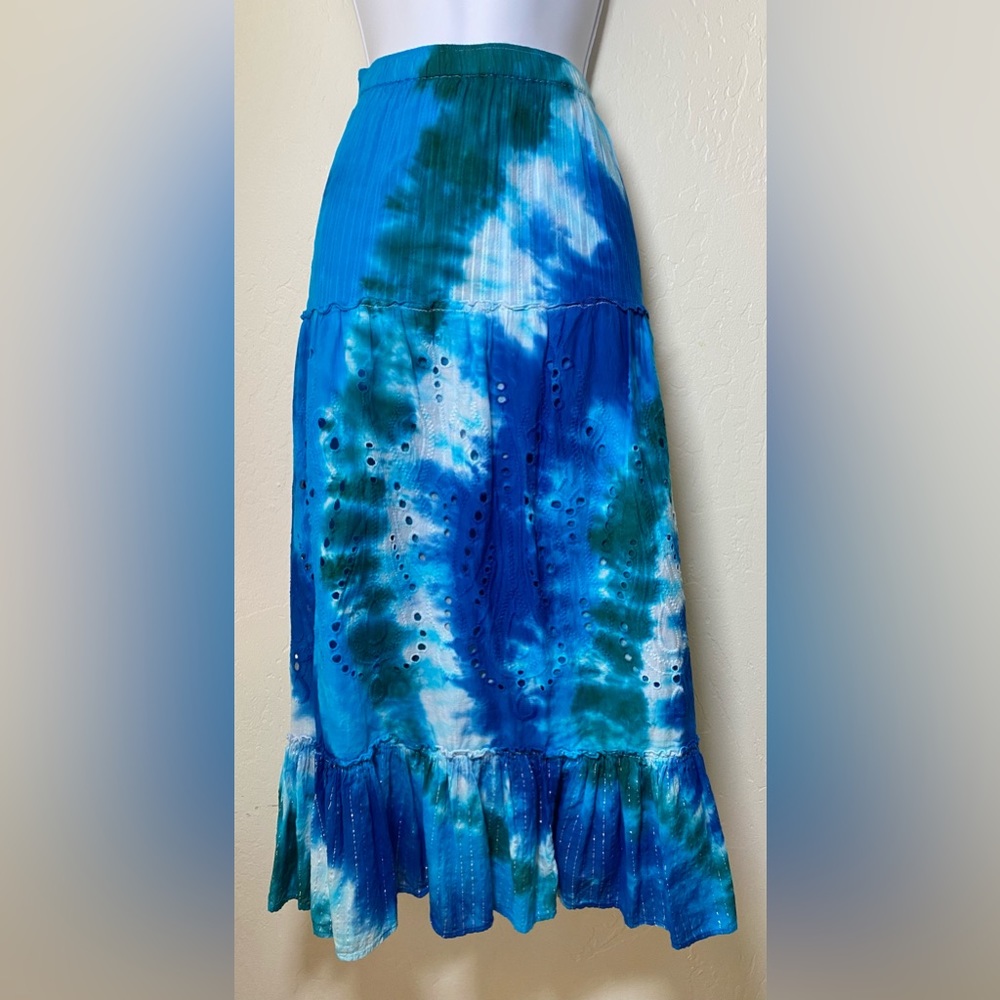 Blue TIE DYE 🧵skirt!